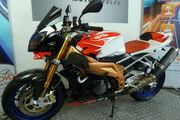 Picture 4 - Aprilia Tuono 1000 Factory - Low Mileage - Do not miss motorbike