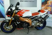 Picture 5 - Aprilia Tuono 1000 Factory - Low Mileage - Do not miss motorbike
