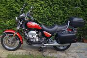 Picture 3 - Moto Guzzi California 1100 Carb Full Genuine Luggage Italian V-Twin Shaft Drive motorbike