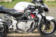 Picture 9 - 2007 MV Agusta Brutale 910R 909cc Naked White motorbike