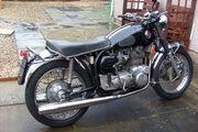 Picture 5 - Norton Triple Triton T150V project motorbike