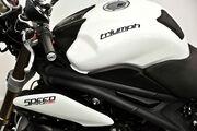 Picture 5 - Triumph Speed Triple 1050 2012, low mileage, belly pan, fly screen motorbike