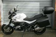 Picture 2 - 2014 BMW R1200R ABS Dark White motorbike
