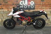 Picture 8 - Ducati Hypermotard 1100 EVO SP Carbon Edition 1100cc 2010 motorbike