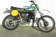Picture 3 - Husqvarna 390 Automatic motorbike