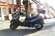 Picture 2 - 2013 Piaggio MP3 500 LT Sport Grey - the one you want - warranty, top box motorbike