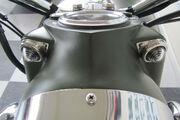 Picture 8 - Royal Enfield Classic 500 Battle Green motorbike
