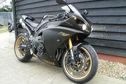 Picture 3 - Yamaha R1 low mileage in black and gold motorbike