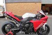Picture 4 - Yamaha 2009 YZF R1 (Big Bang) Superstock Spec motorbike