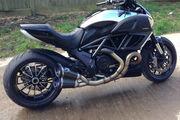 Picture 2 - Ducati Diavel Cromo Ltd Edition motorbike