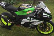 Picture 2 - Kawasaki ZX10R 2011 road/race bike with lots of extras motorbike