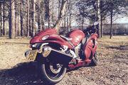 Picture 4 - Suzuki Hayabusa 2012 GSXR 1300R, Candy Sonoma Red motorbike