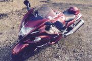 Picture 7 - Suzuki Hayabusa 2012 GSXR 1300R, Candy Sonoma Red motorbike