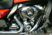 Picture 6 - Harley-Davidson FLHT Electra Glide Ultra Limited in Red motorbike