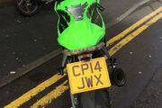 Picture 7 - Kawasaki ZX 10R (ZX 1000 JEF) Limited Edition Official Tom Sykes Replica motorbike