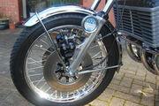 Picture 4 - Suzuki GT750 A Kettle, 1976, mint - nut & bolt restoration - looks amazing motorbike