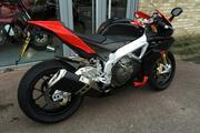 Picture 7 - 2010 Aprilia RSV4 Factory motorbike