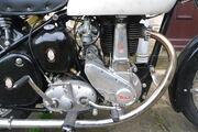 Picture 3 - BSA B31 350cc Plunger motorbike
