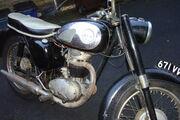 Picture 11 - 1964 BSA B40 350cc single cylinder matching numbers, complete, runs motorbike