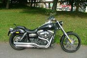 Picture 3 - Harley-Davidson FXDWG Dyna Wide Glide, Ex-Demo, Vivid Black motorbike