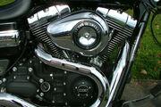 Picture 6 - Harley-Davidson FXDWG Dyna Wide Glide, Ex-Demo, Vivid Black motorbike