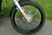 Picture 7 - Harley-Davidson FXDWG Dyna Wide Glide, Ex-Demo, Vivid Black motorbike