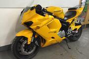 Picture 4 - Hyosung GT650R 647cc Sports with Suzuki SV650 engine, 12k miles motorbike