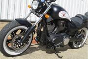 Picture 5 - 2014 Victory High Ball, 1731cc, stage 1 pipes and seats, 1972 miles motorbike