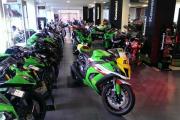 Picture 10 - 1976 Kawasaki Z900 Classic green beautiful condition collectors motorbike