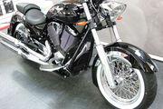 Picture 5 - Victory Boardwalk 1731cc custom 2013, 1400 miles, black, our demo, only £9500 motorbike
