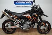 KTM 950 SM 2008 (08) 9600 Miles Akrapovic Cans Incredibly clean example. for sale