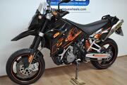 Picture 2 - KTM 950 SM 2008, 9600 miles, Akrapovic cans, incredibly clean example motorbike