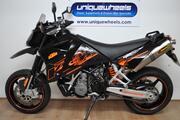 Picture 11 - KTM 950 SM 2008, 9600 miles, Akrapovic cans, incredibly clean example motorbike