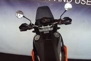 Picture 4 - KTM 990 Adventure R - 2013 Model - Black & White - Touring Bike motorbike