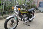 Picture 8 - Kawasaki KH400 S3 1975 motorbike