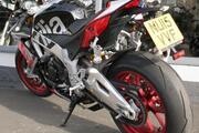 Picture 5 - 2015 Aprilia RSV4RF APRC ABS Super Pole No. 27 of 500 motorbike