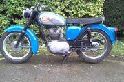 Picture 2 - 1960 BSA C15 Star, older restoration, sweet runner motorbike