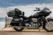 Picture 3 - Harley-Davidson CVO Road Glide only 1000 miles, Screaming Eagle motorbike