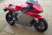 Picture 4 - 2009 MV Agusta F4 1000 RR red/grey, 3300 miles motorbike