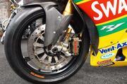 Picture 4 - Yamaha YZF-R1 Tommy Hill 2011 BSB Winning Championship R1 motorbike