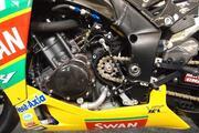 Picture 5 - Yamaha YZF-R1 Tommy Hill 2011 BSB Winning Championship R1 motorbike