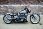 Harley-Davidson FXSB Softail Breakout Full Custom 