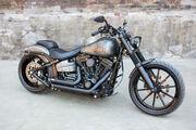 Picture 6 - Harley-Davidson FXSB Softail Breakout Full Custom 