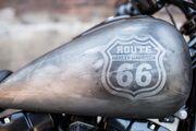 Picture 10 - Harley-Davidson FXSB Softail Breakout Full Custom 