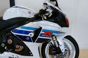 Picture 6 - Suzuki GSXR1000Z 1000cc Super Sport Motorcycle motorbike