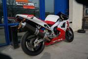 Picture 3 - Yamaha YZF 1000 R1 Red & White 1998 4XV motorbike
