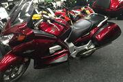 Picture 4 - Honda ST1300 Pan European 2006 motorbike