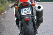 Picture 6 - Yamaha YZF-R7 2000 motorbike