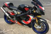 Picture 2 - Aprilia RSV MILLE-R 1000, 2004, Genuine Factory Colin Edwards Replica motorbike