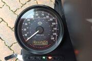 Picture 4 - Harley-Davidson 883 2015 Sportster Iron Custom Bobber motorbike